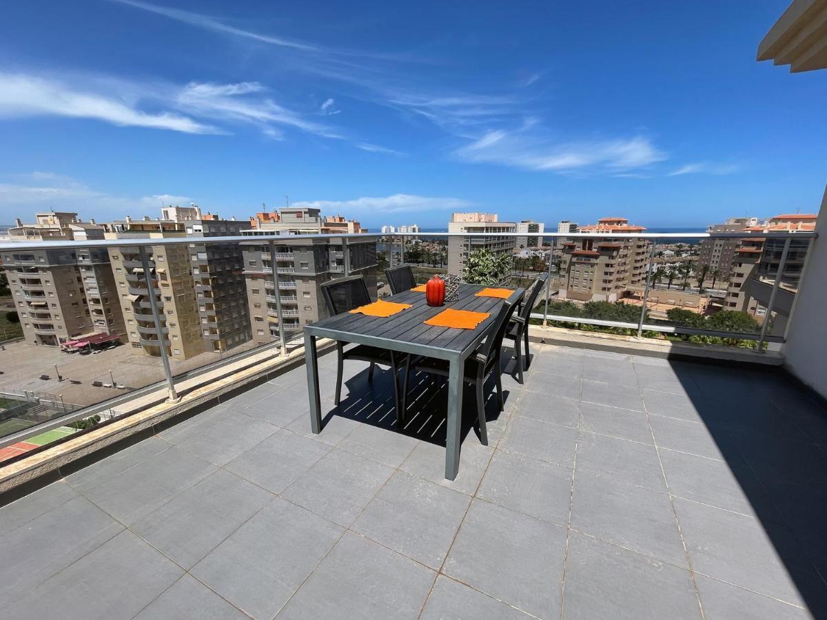 Apartment Club *